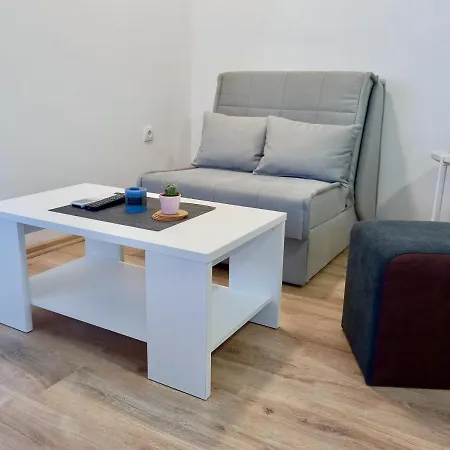 アパート Loric *