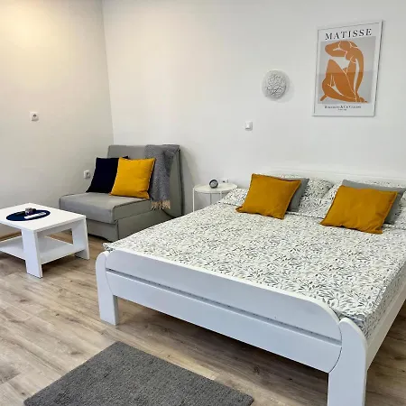 Loric アパート Višegrad